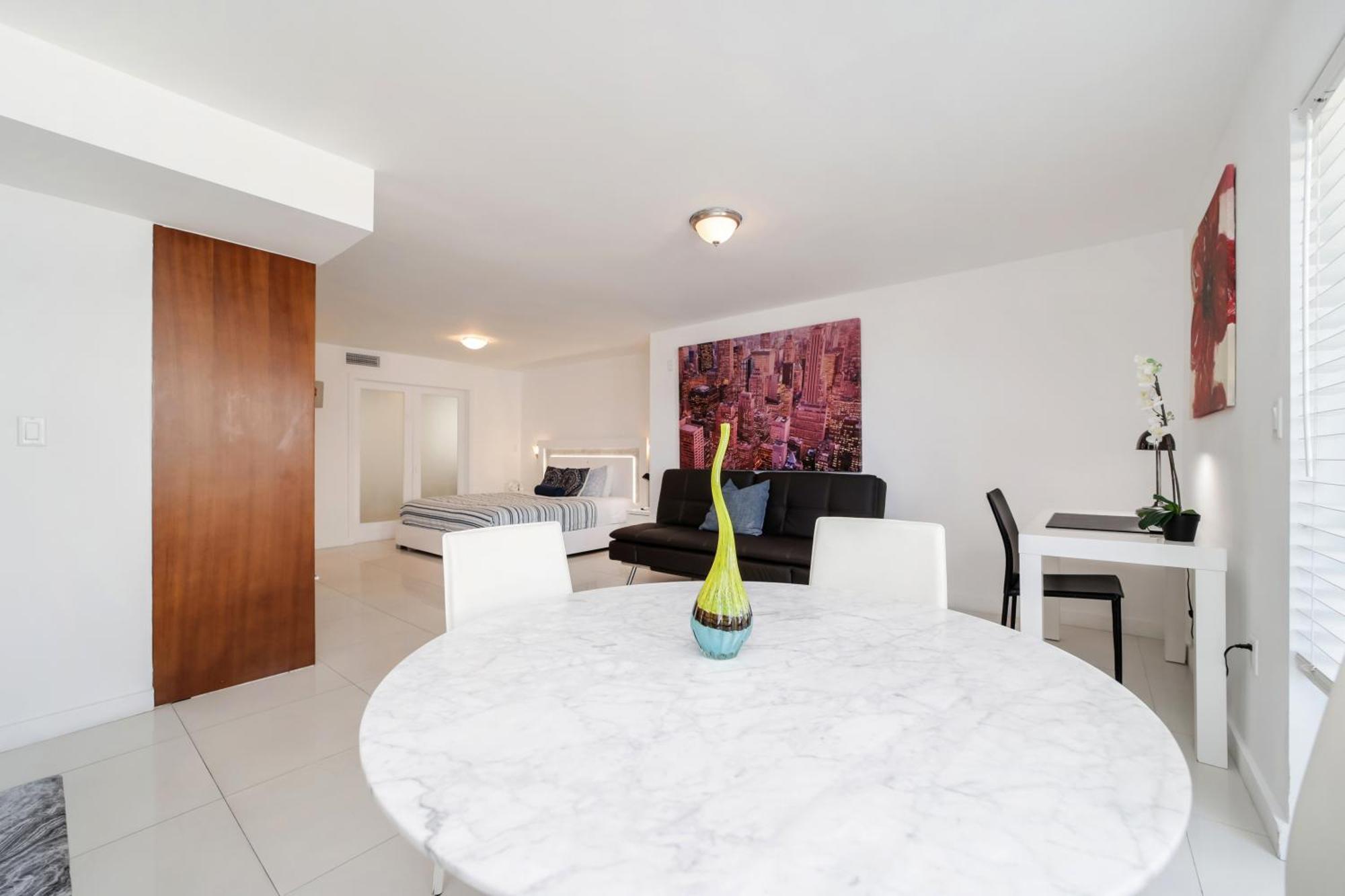 Strand Ocean Drive Suites Miami Beach Eksteriør billede